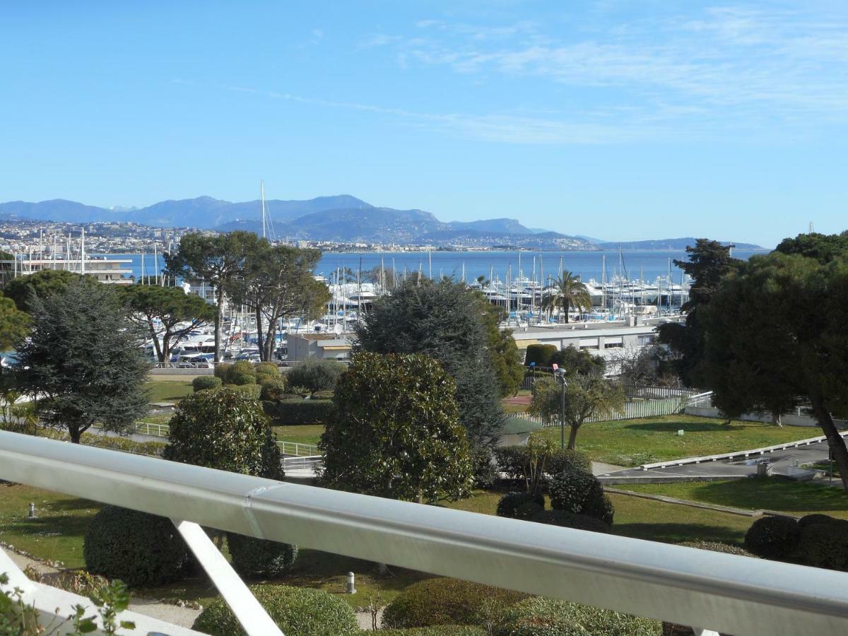 Apartment hotel vue mer à 100 mètres des plages étage 5 Villeneuve-Loubet Extérieur photo